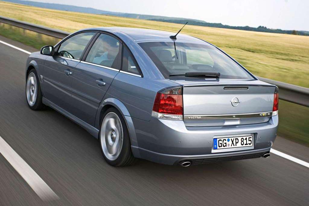 Equipamiento Opel Vectra 3ª generación [ 2002 - 2009 ] Acabado GTS